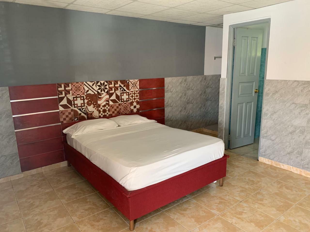 Отель Residencial Aguadulce Aguadulce  Экстерьер фото