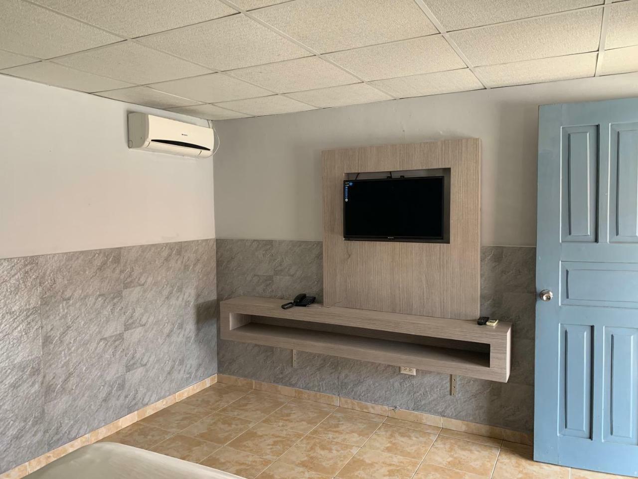 Отель Residencial Aguadulce Aguadulce  Экстерьер фото
